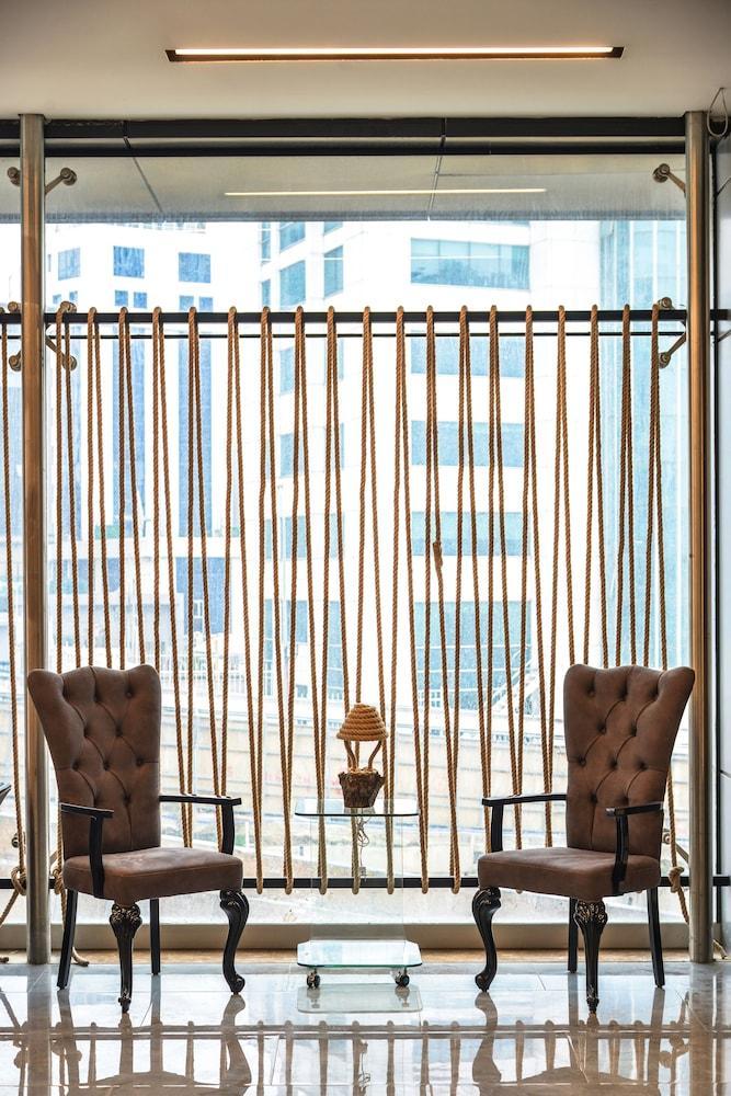 A11 Atasehir Otel 4*
